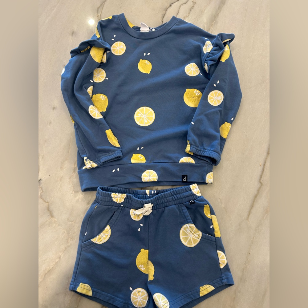 Deux par Deux Blue and Yellow Lemon Print Set